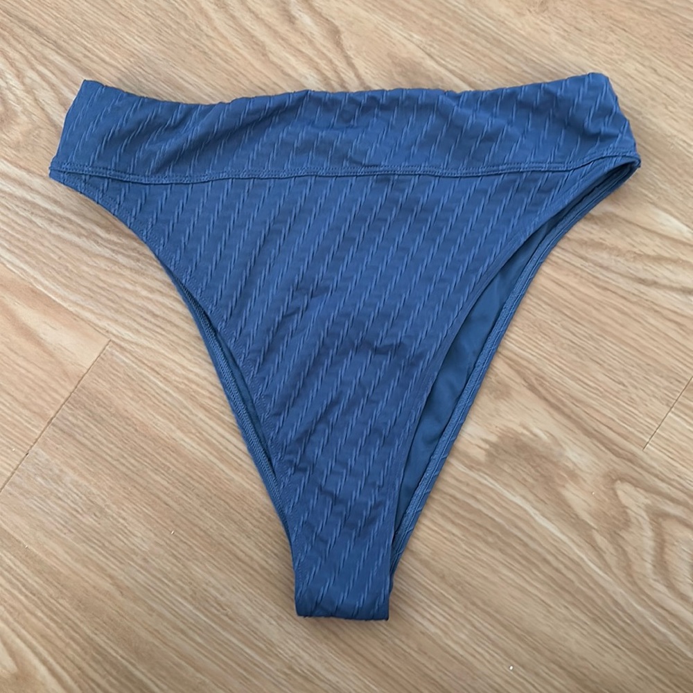 Abercrombie & Fitch Skinny Strap Bikini Top & High-Waist High-Leg Cheeky Bottoms